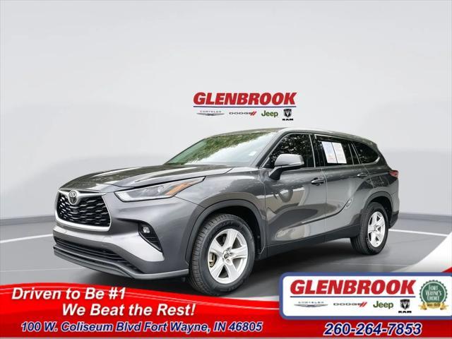 used 2021 Toyota Highlander car, priced at $28,900