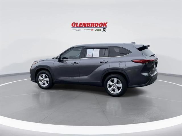 used 2021 Toyota Highlander car, priced at $28,500