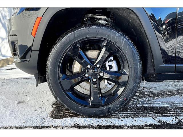 new 2025 Jeep Grand Cherokee car, priced at $46,326