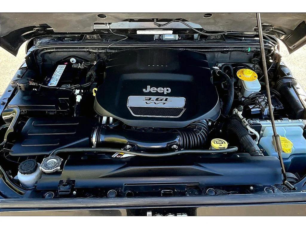 used 2012 Jeep Wrangler Unlimited car, priced at $15,984
