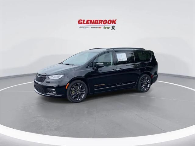 used 2024 Chrysler Pacifica car, priced at $31,900