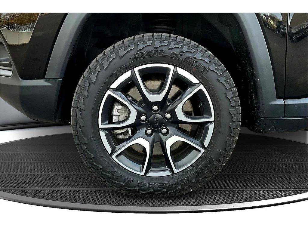 used 2024 Jeep Compass car, priced at $26,345