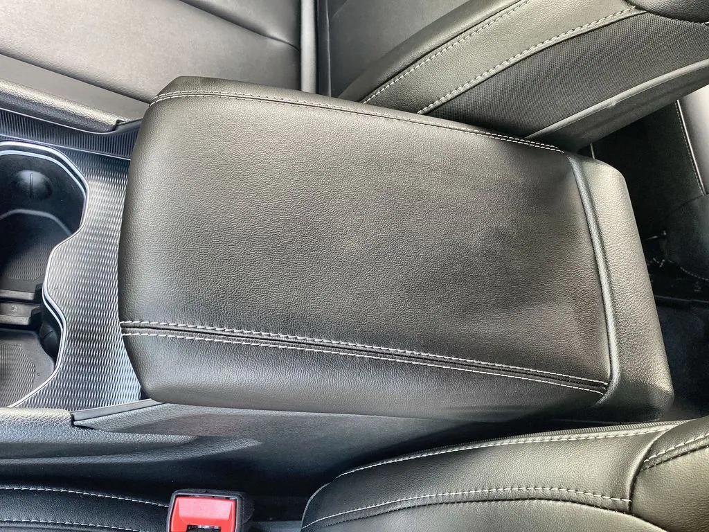 new 2025 Jeep Grand Cherokee car, priced at $49,610