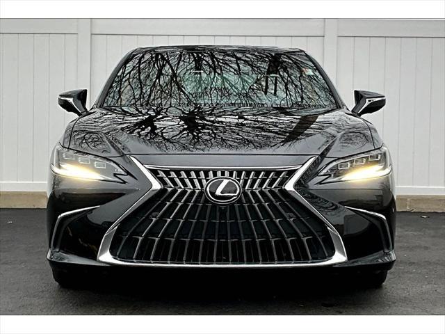 used 2025 Lexus ES 350 car, priced at $53,922