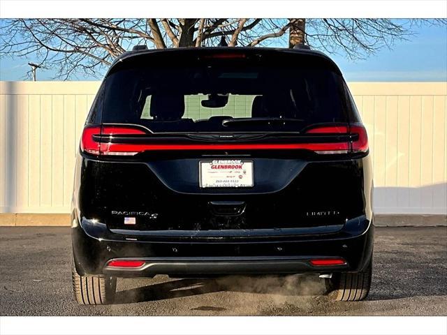 new 2024 Chrysler Pacifica car, priced at $43,267