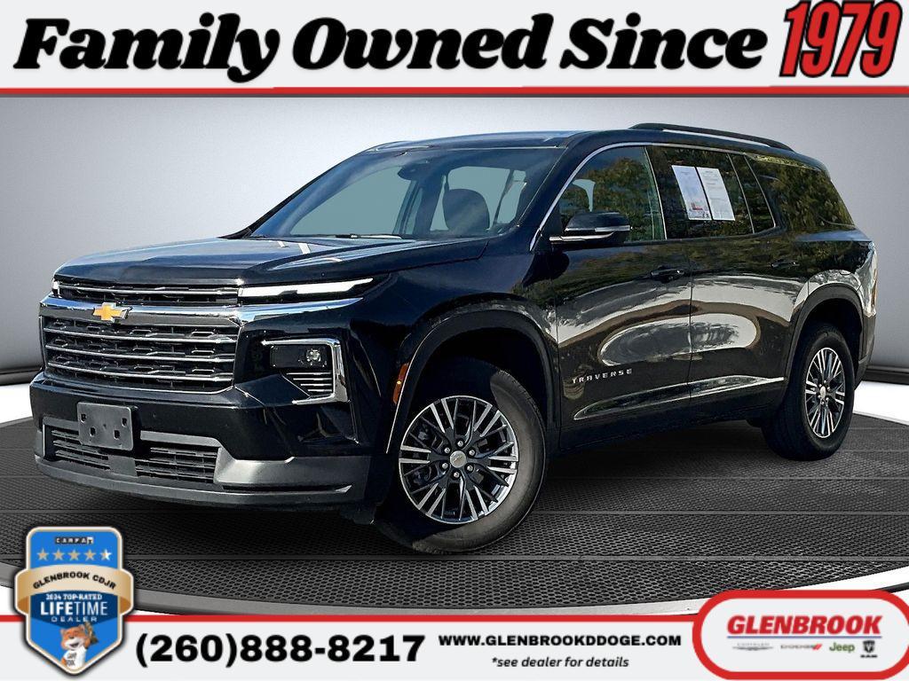 used 2025 Chevrolet Traverse car, priced at $35,987
