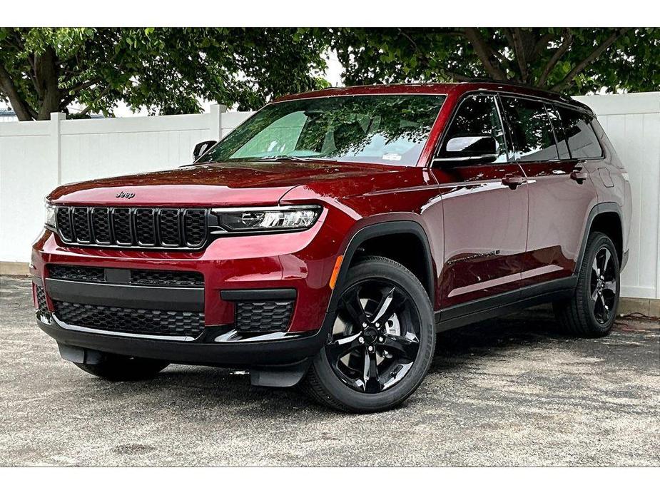 new 2024 Jeep Grand Cherokee L car, priced at $48,555