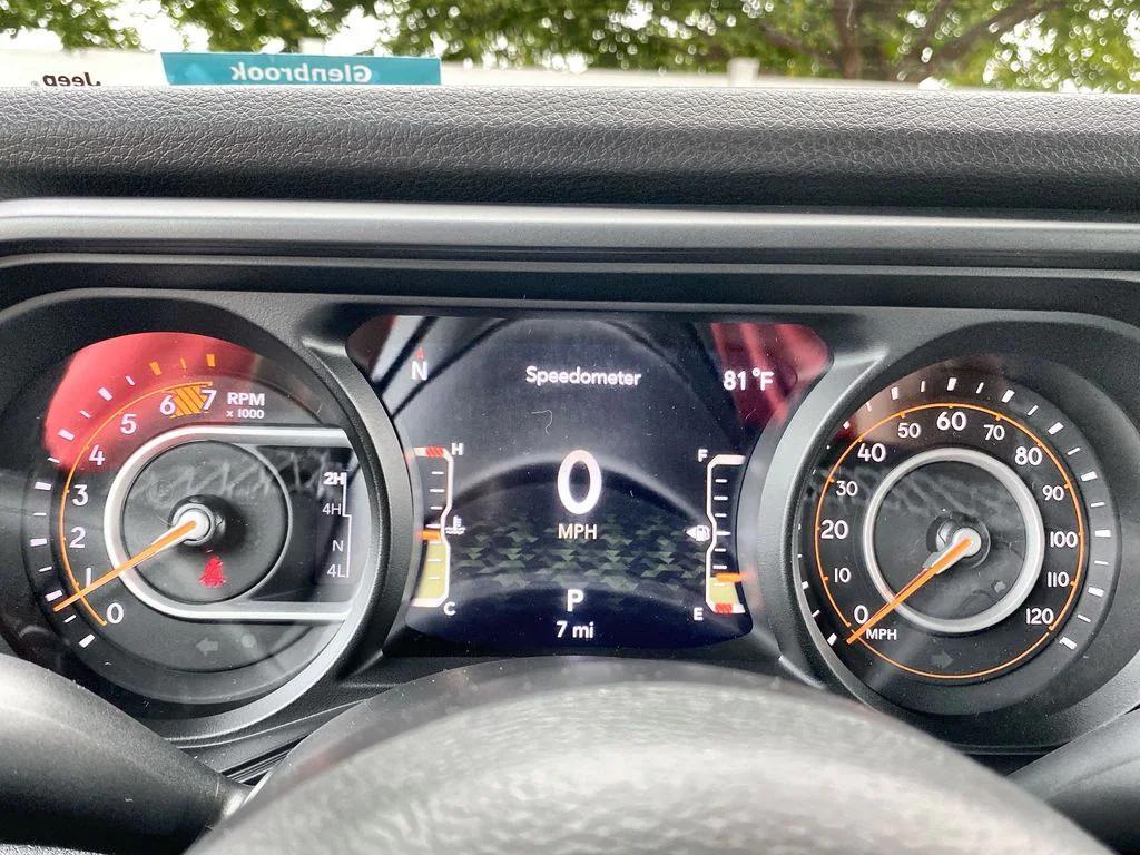 new 2025 Jeep Wrangler car, priced at $48,594