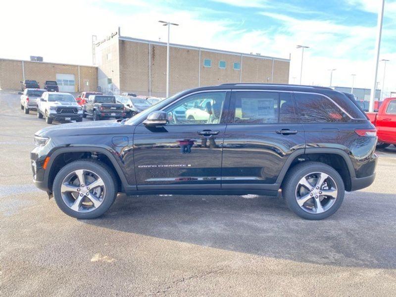 new 2024 Jeep Grand Cherokee 4xe car, priced at $56,012