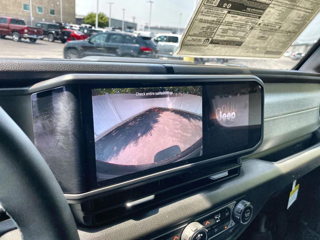 new 2025 Jeep Wrangler car, priced at $43,753