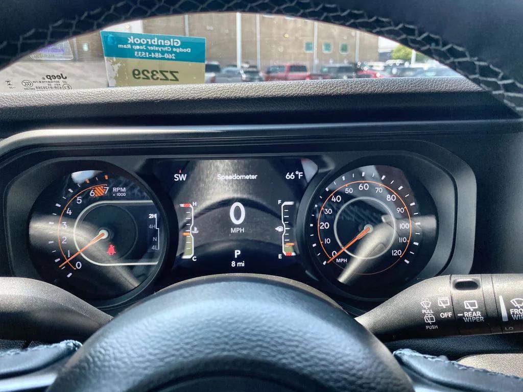 new 2025 Jeep Wrangler car, priced at $43,753