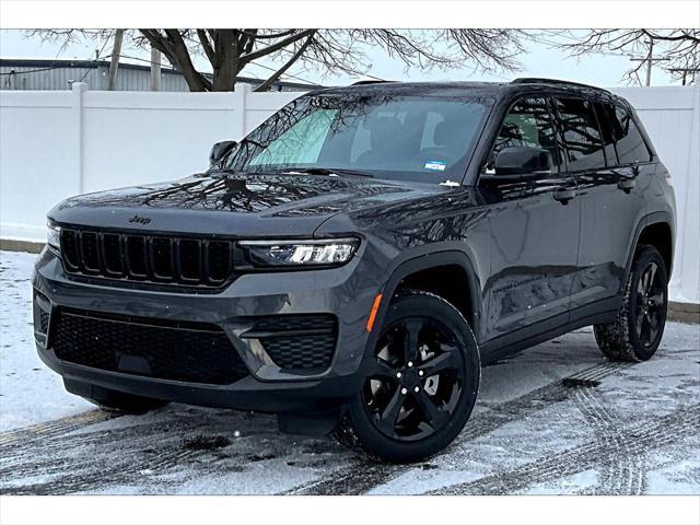 new 2025 Jeep Grand Cherokee car, priced at $47,115