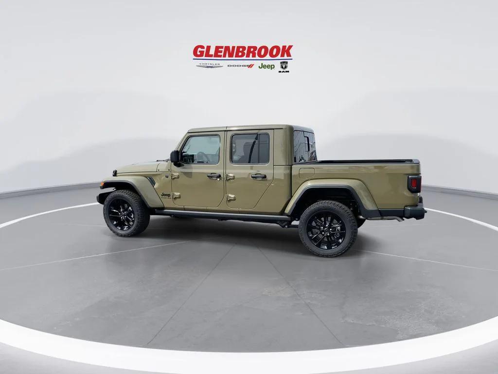 new 2025 Jeep Gladiator car, priced at $42,846