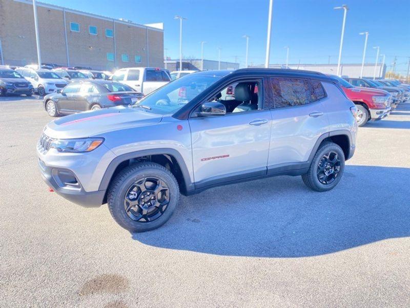 new 2024 Jeep Compass car, priced at $39,753