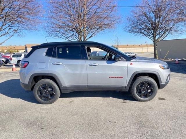 new 2024 Jeep Compass car, priced at $32,253