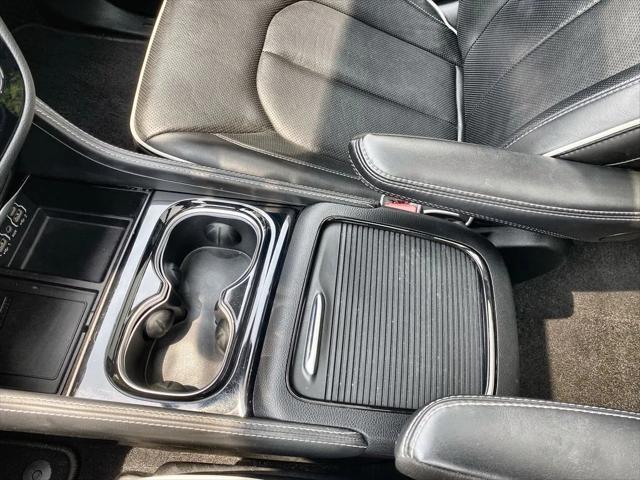 used 2024 Chrysler Pacifica car, priced at $30,900