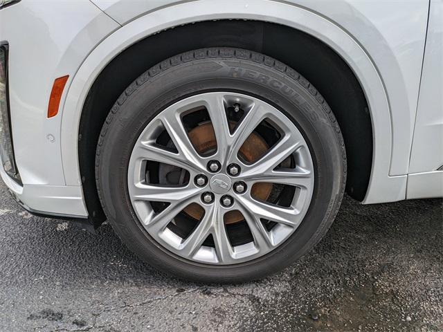 used 2020 Cadillac XT6 car, priced at $27,900