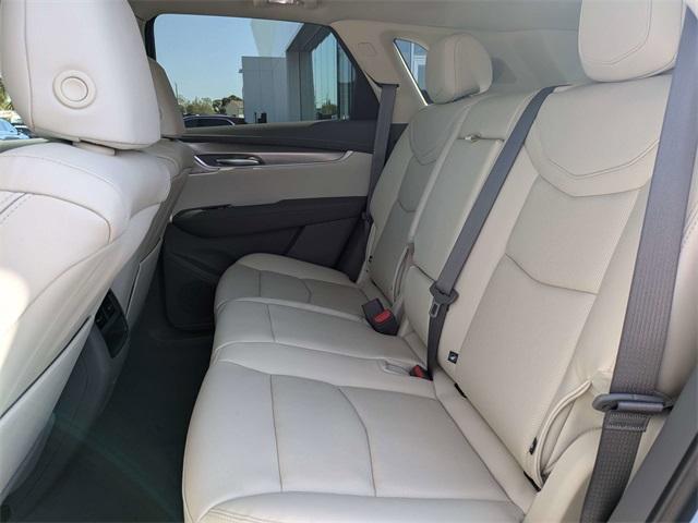 new 2025 Cadillac XT5 car, priced at $54,590