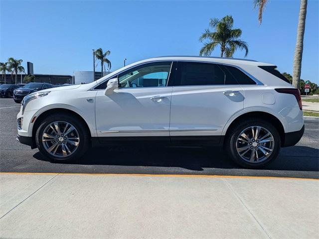 new 2025 Cadillac XT5 car, priced at $54,590