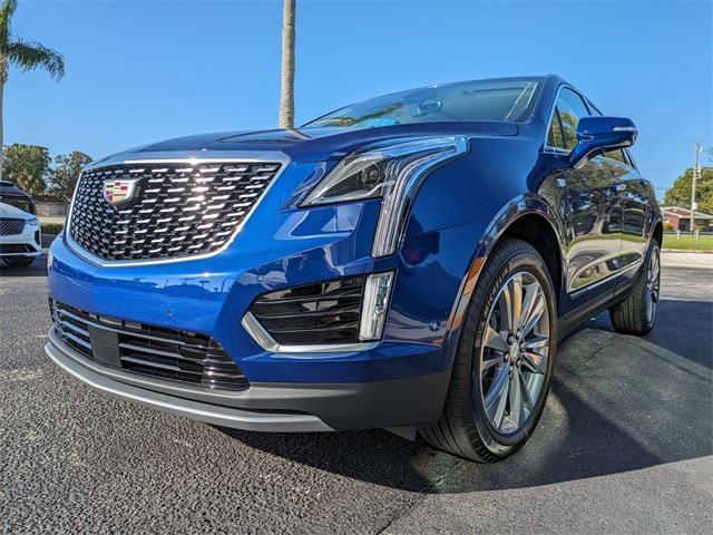 new 2025 Cadillac XT5 car, priced at $55,489