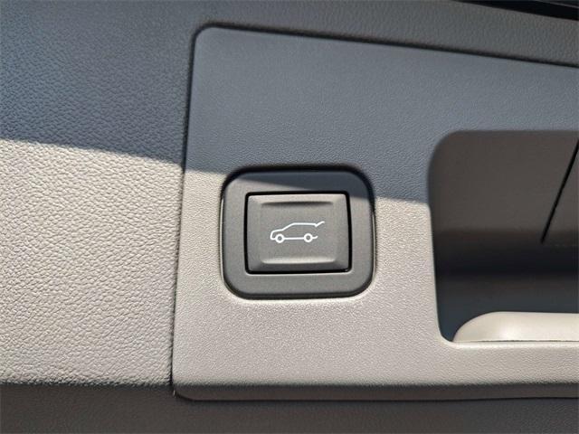 new 2025 Cadillac XT5 car, priced at $53,990