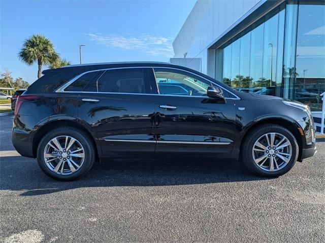 new 2025 Cadillac XT5 car, priced at $53,990