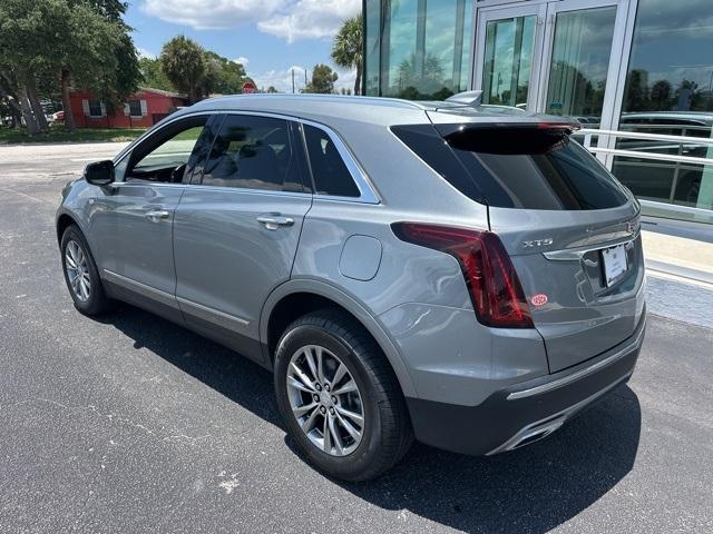 used 2023 Cadillac XT5 car, priced at $29,400