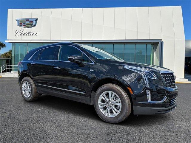 new 2025 Cadillac XT5 car, priced at $45,415