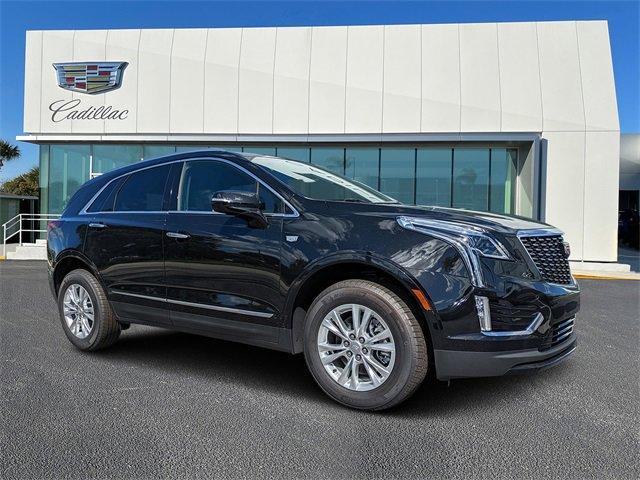 new 2025 Cadillac XT5 car, priced at $45,415