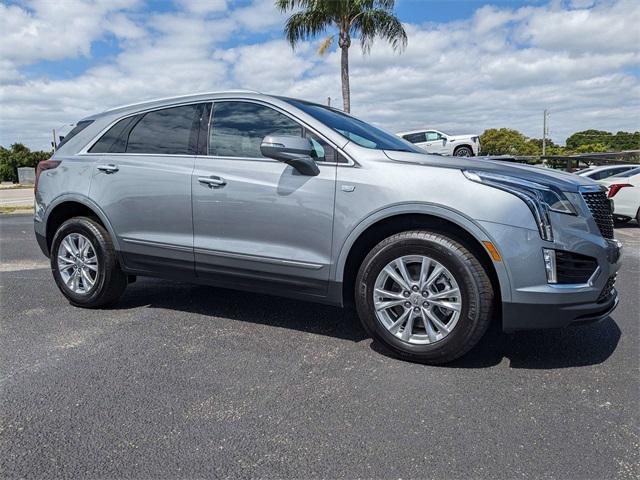 new 2024 Cadillac XT5 car, priced at $44,290