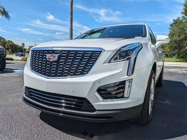 new 2025 Cadillac XT5 car, priced at $46,609