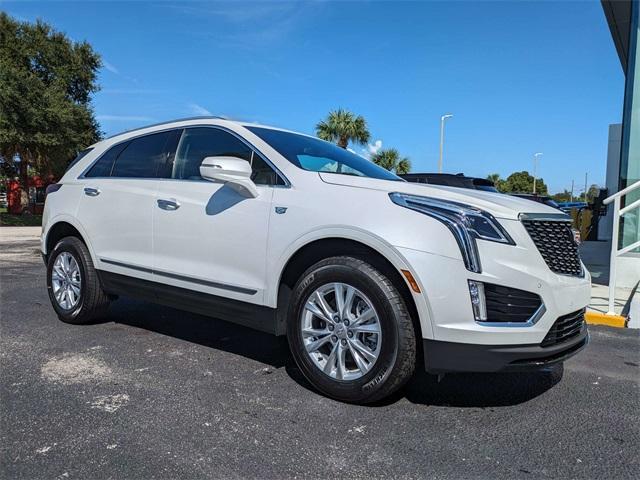 new 2025 Cadillac XT5 car, priced at $46,609