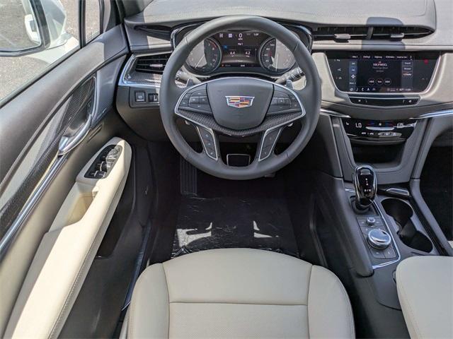 new 2025 Cadillac XT5 car, priced at $62,385