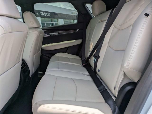new 2025 Cadillac XT5 car, priced at $62,385