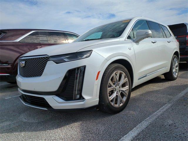 used 2020 Cadillac XT6 car, priced at $26,900