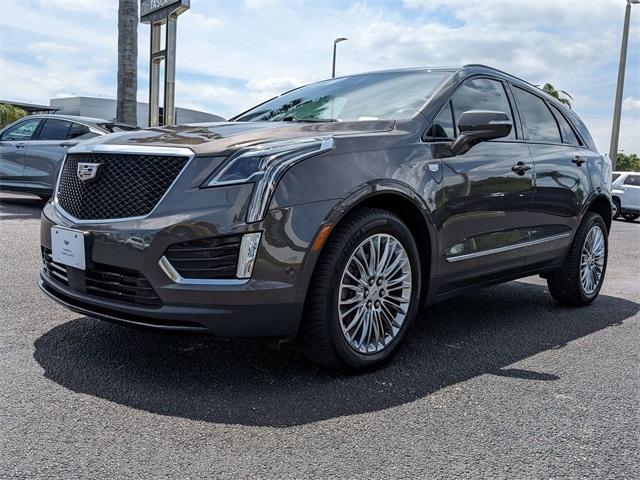 used 2020 Cadillac XT5 car, priced at $28,400