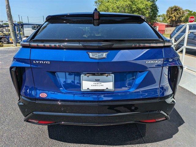 new 2025 Cadillac LYRIQ car