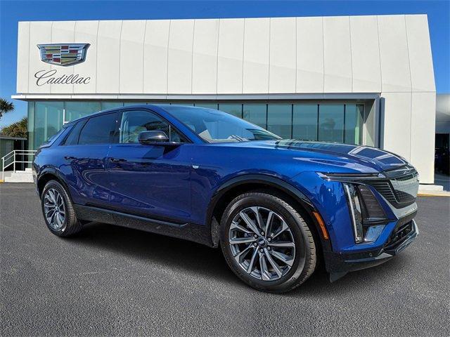 new 2025 Cadillac LYRIQ car