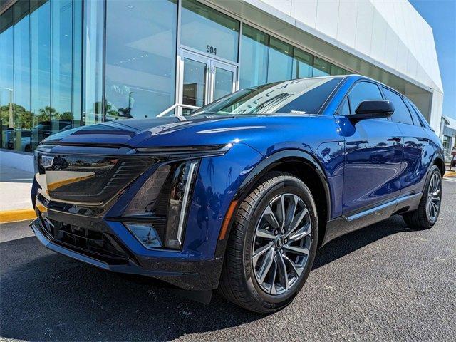 new 2025 Cadillac LYRIQ car