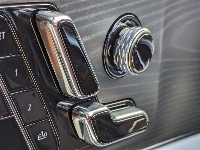 new 2025 Cadillac LYRIQ car