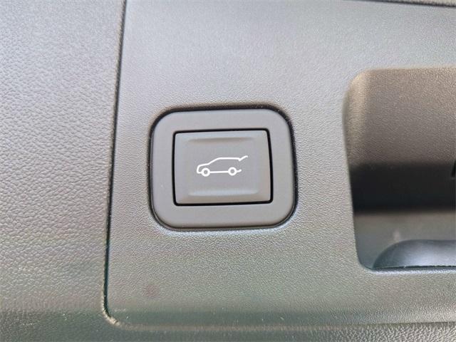new 2025 Cadillac XT5 car