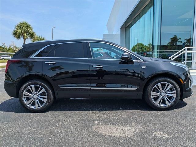 new 2025 Cadillac XT5 car