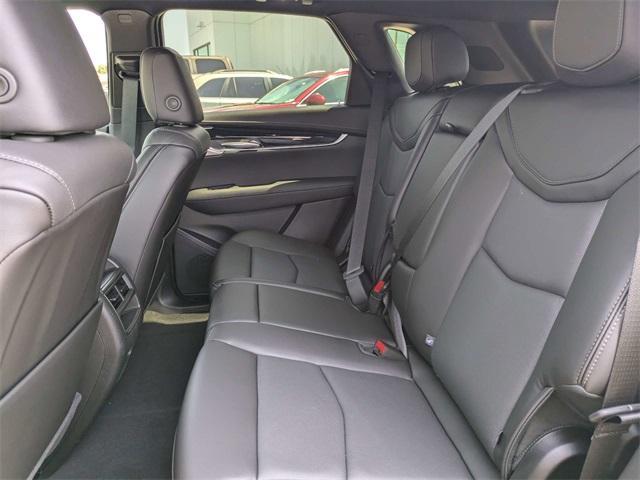 new 2025 Cadillac XT5 car