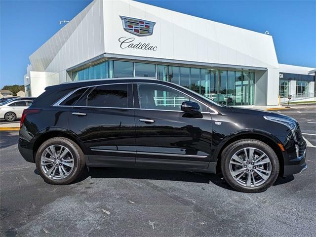 new 2025 Cadillac XT5 car, priced at $59,079