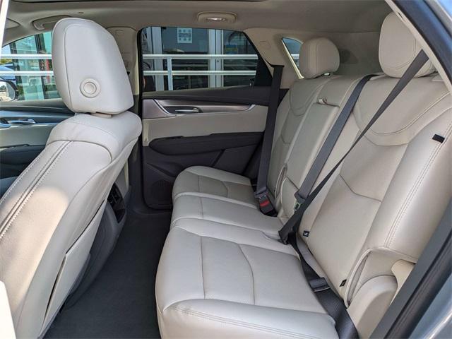 new 2025 Cadillac XT5 car, priced at $55,390