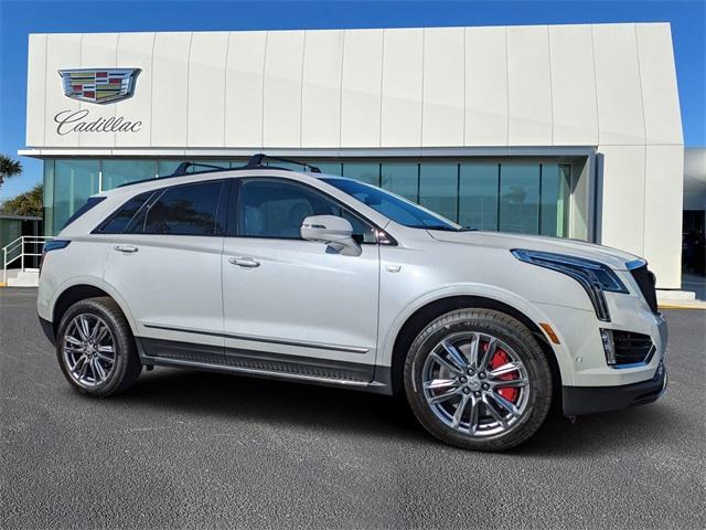 new 2025 Cadillac XT5 car, priced at $64,090