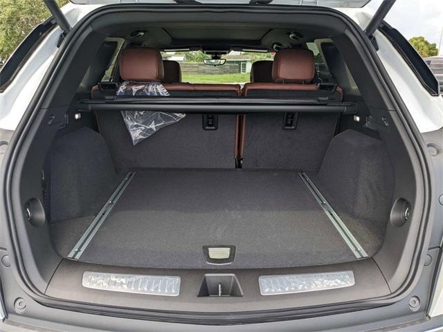 new 2025 Cadillac XT5 car, priced at $64,635