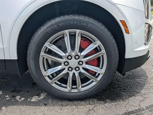 new 2025 Cadillac XT5 car, priced at $64,635