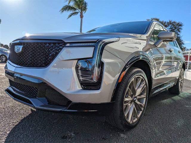 new 2025 Cadillac XT4 car, priced at $50,515