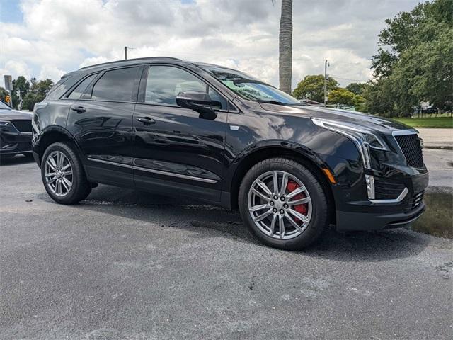 new 2025 Cadillac XT5 car, priced at $64,035